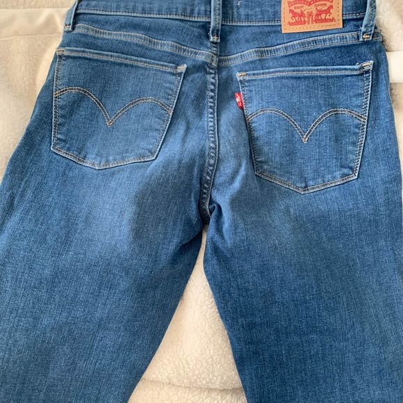 Levi’s 710 skinny jeans (NWOT) - Picture 2 of 6
